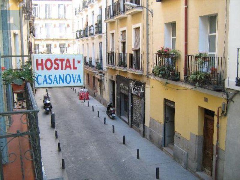 Hostal Casanova Hotel Madrid Exterior photo